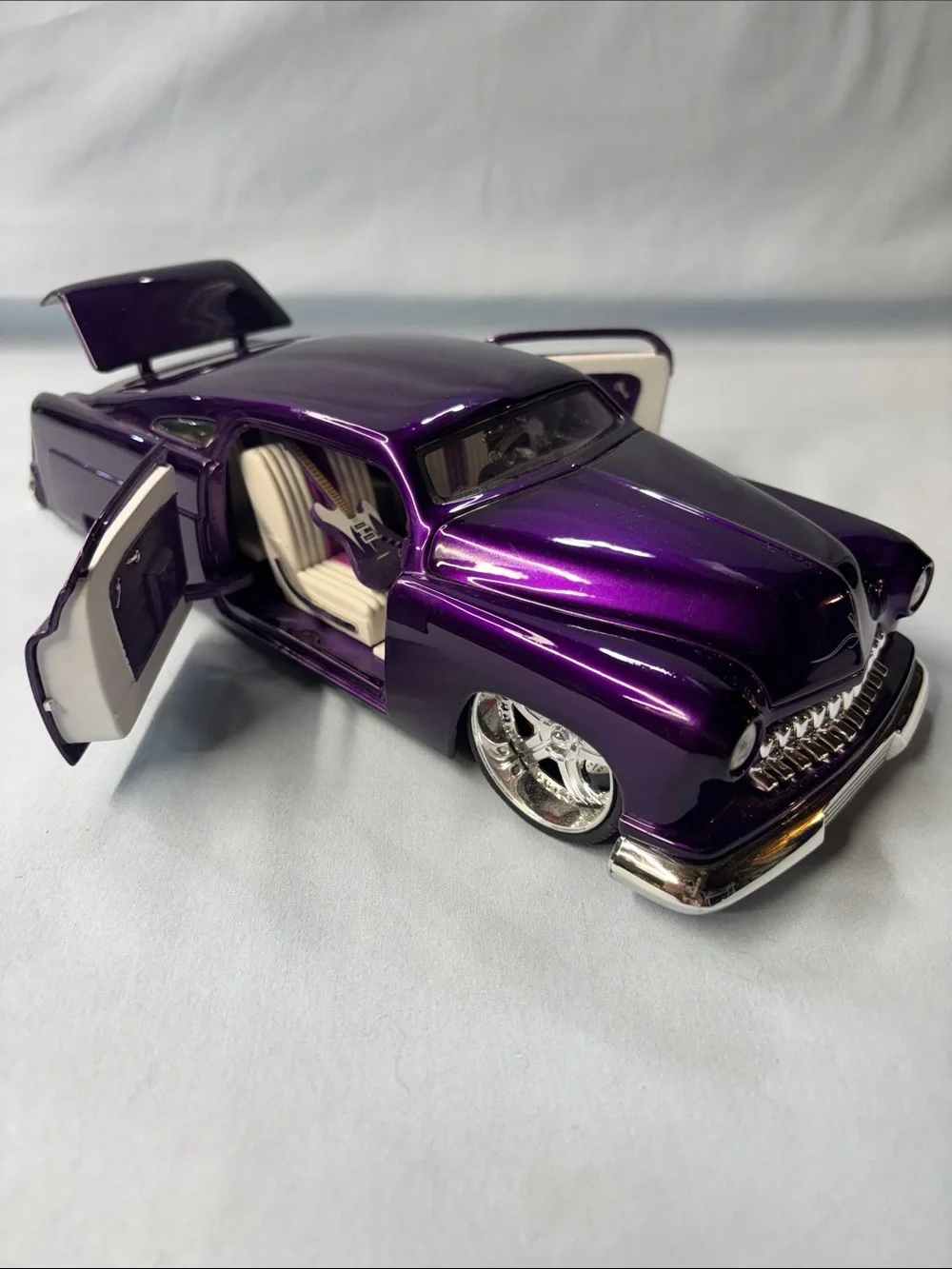 Purple Classic Car Model - Jada toys